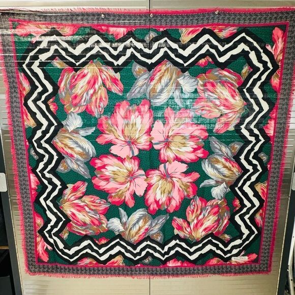 Tiffany & Co 1986 T Design Floral Fringe 53” x 53” Scarf Wool/Silk - Picture 1 of 12